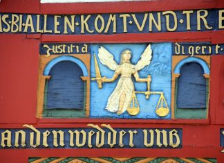 Machtworte gegen das Grundgesetz – „Warum“ wackelt am Watschnbaum