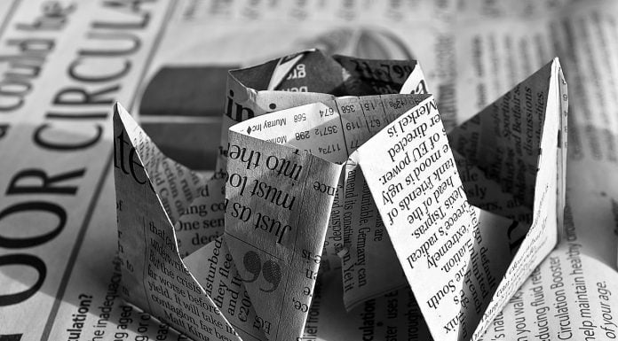 Auf jedem Schiff, das schleppt und segelt, ein Grüner den Papierkram regelt