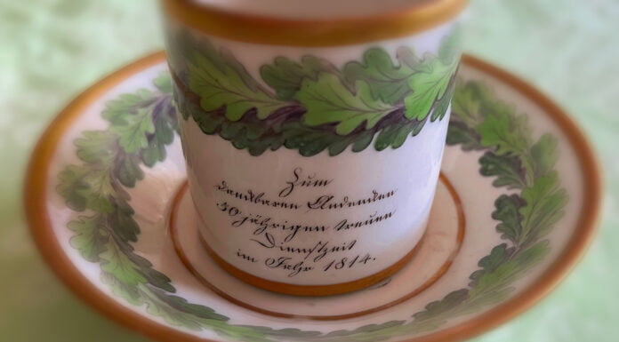 Von alten Tassen, Hölzern und Rezepten