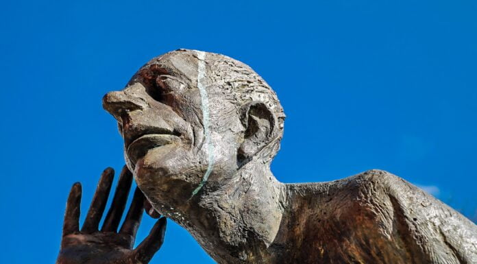 Audiatur et altera pars